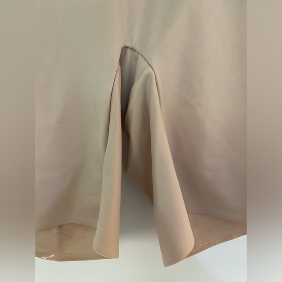 NWT Miracle Suit Comfort Tech Band Firm Control Shapewear in Warm Beige Size L - Picture 4 of 10